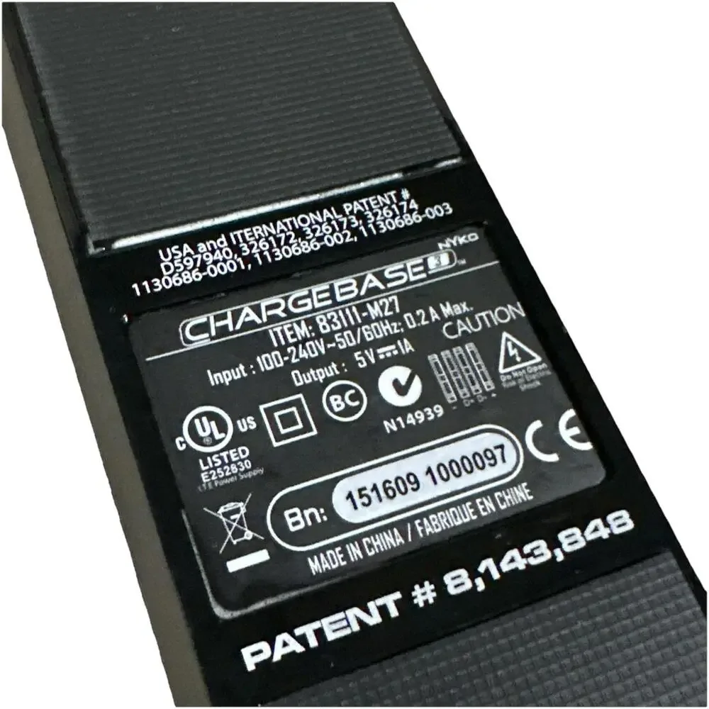 Nyko 83111-M27 Xbox One/PlayStation 3 Charge Base Station Tested Working